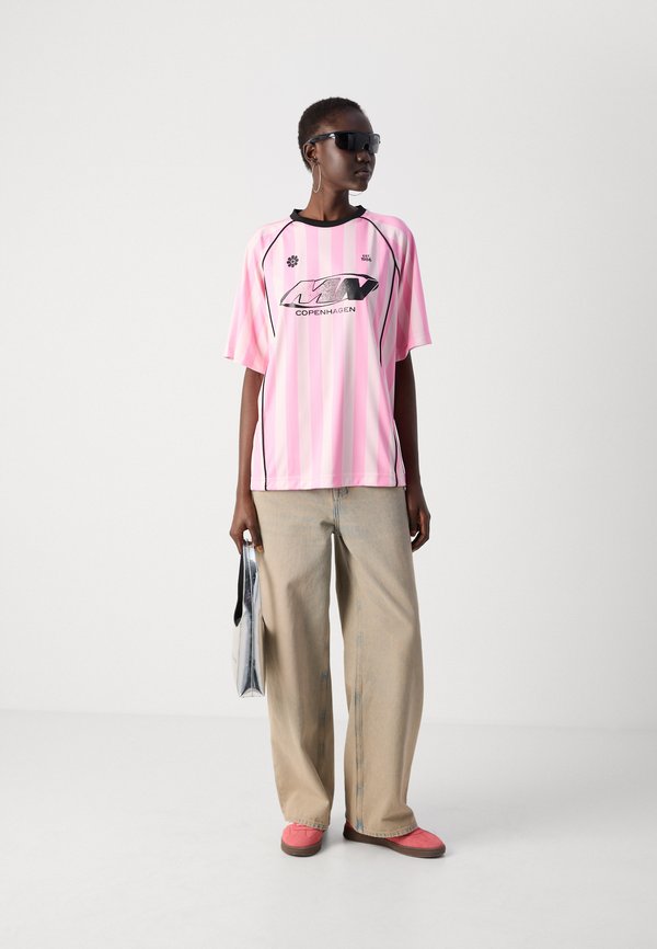 SHINY SPORT MANNA TEE - Print T-shirt3