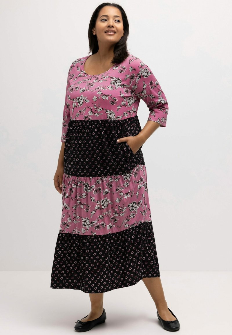 Robe Midi En Jersey à Imprimé Tendance - Coupe A, Col V Et Poches - Ulla Popken Pour Femme