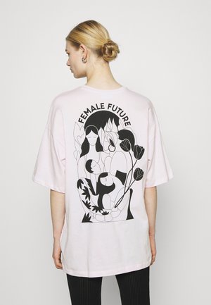 T-shirt con stampa - lilac