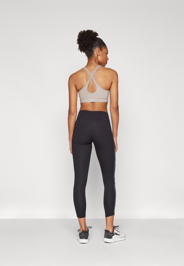 BALANCE COMPRESSION HIGH WAIST 7/8 LOGO TAPING - Leggings2