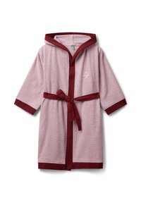 Accappatoio in spugna rosa con bordo e cintura marrone. Presenta un cappuccio, maniche a tre quarti e un piccolo ricamo. Tessuto morbido.