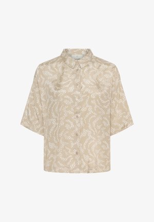 Beżowa koszula z krótkim rękawem, z przodu na guziki, z białym abstrakcyjnym wzorem. Gładka tekstura, klasyczny kołnierzyk i luźny krój.