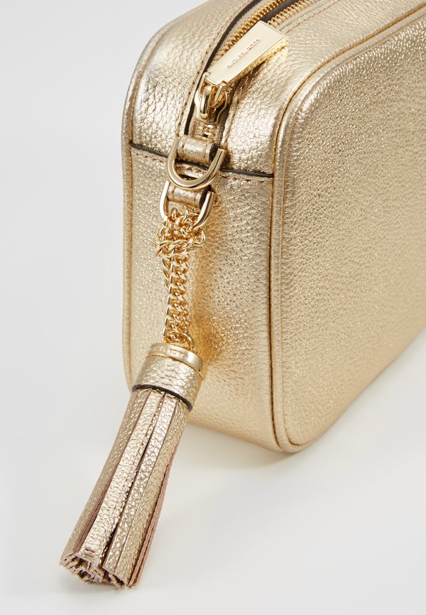 Cross body bag - pale gold4