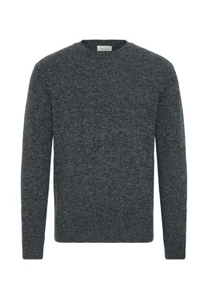 Grå stickad tröja med rund halsringning, långa ärmar och ribbade muddar och nederkant. Texturen är mjuk med ett grovt, vävt utseende.