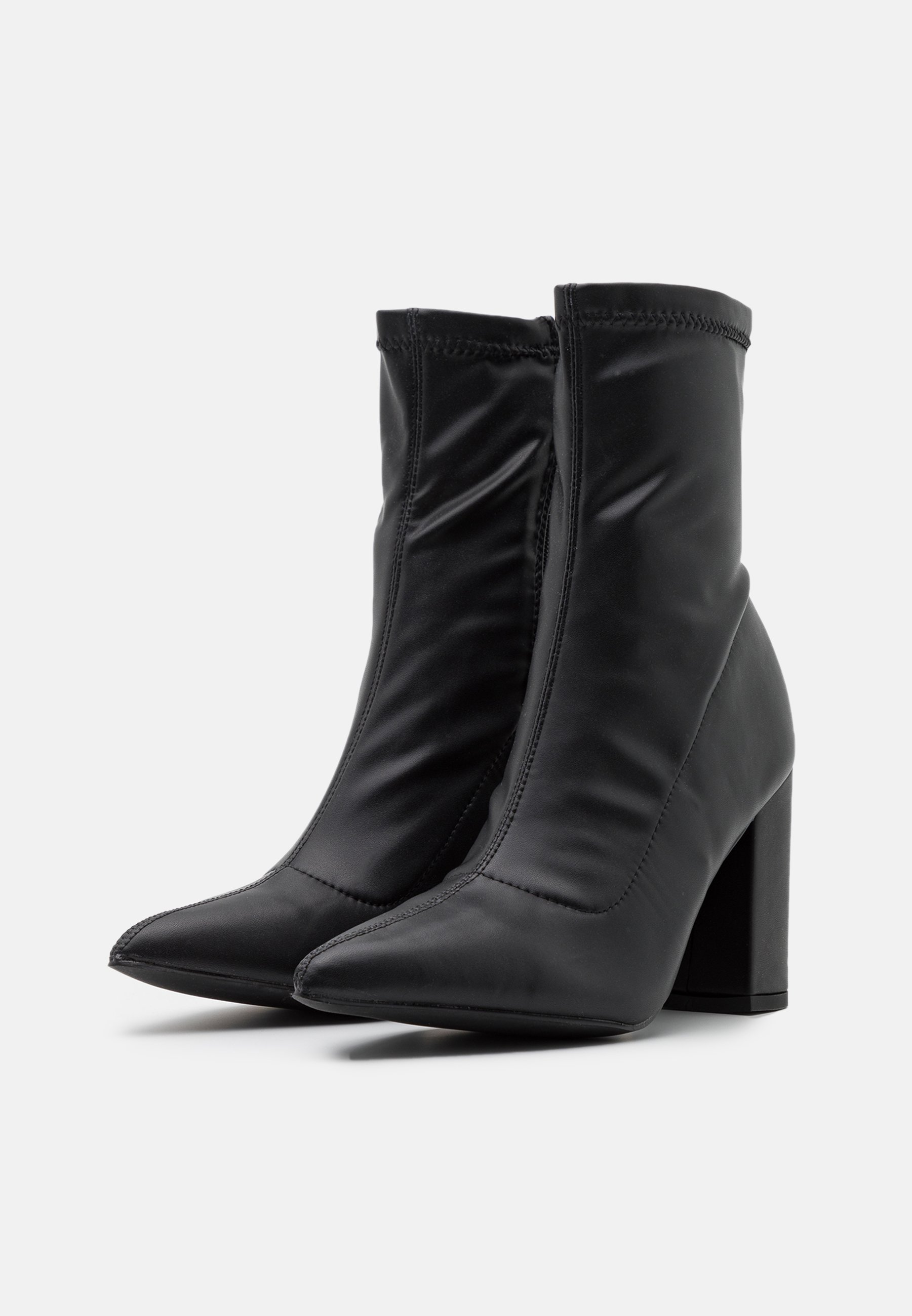 round toe sock boots