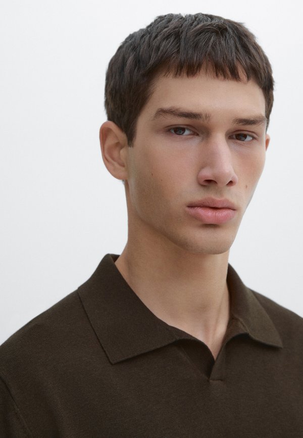 SHORT SLEEVE V-NECK - Polo shirt3