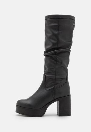 SIXTIES - Botas con plataforma - black