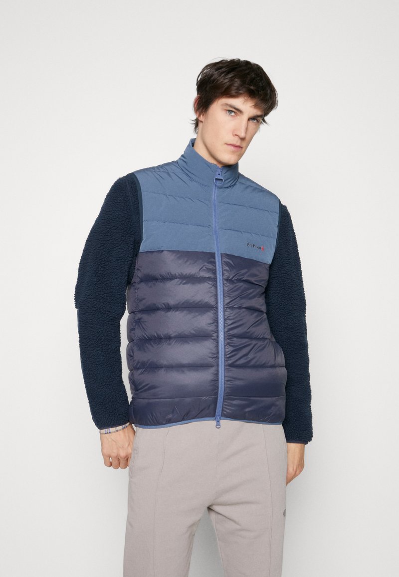 Barbour BARBOUR HEBURN GILET Vesta bearing sea/modrá Zalando.cz