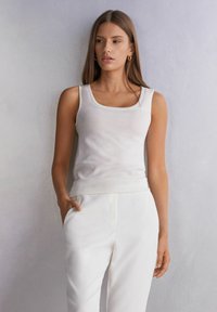 Intimissimi WARM EFFECT - Top - elfenbein powder white