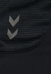 Hummel T-Shirt basic - black
