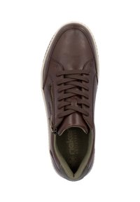 Baskets en cuir brun avec un bout arrondi, un laçage, une fermeture éclair sur le côté et un col rembourré vert contrastant. Semelle en caoutchouc avec des accents texturés.