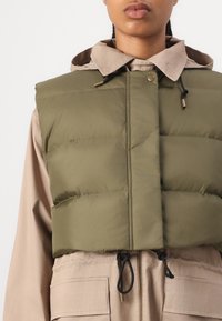 H2O Fagerholt SHERLOCK  - Παρκά - sand/dark green moss