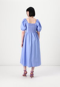 Thumbnail Image 4