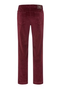 Brax corduroy broek in bordeauxrood, met een recht-model ontwerp. Bevat twee achterzakken en een gestructureerde ribstof.