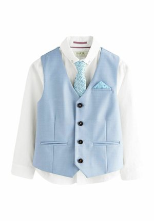 Gilet bleu clair avec des boutons noirs, associé à une chemise blanche. Comprend une cravate bleue à motifs et un mouchoir de poche assorti.