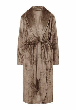Długi, pluszowy szlafrok w kolorze taupe z kołnierzem szalowym, długimi rękawami i zapięciem na pasek w talii.