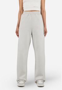 Pegador - ANNI PANTS - Tracksuit bottoms - washed pure grey/white gum Thumbnail Image 1