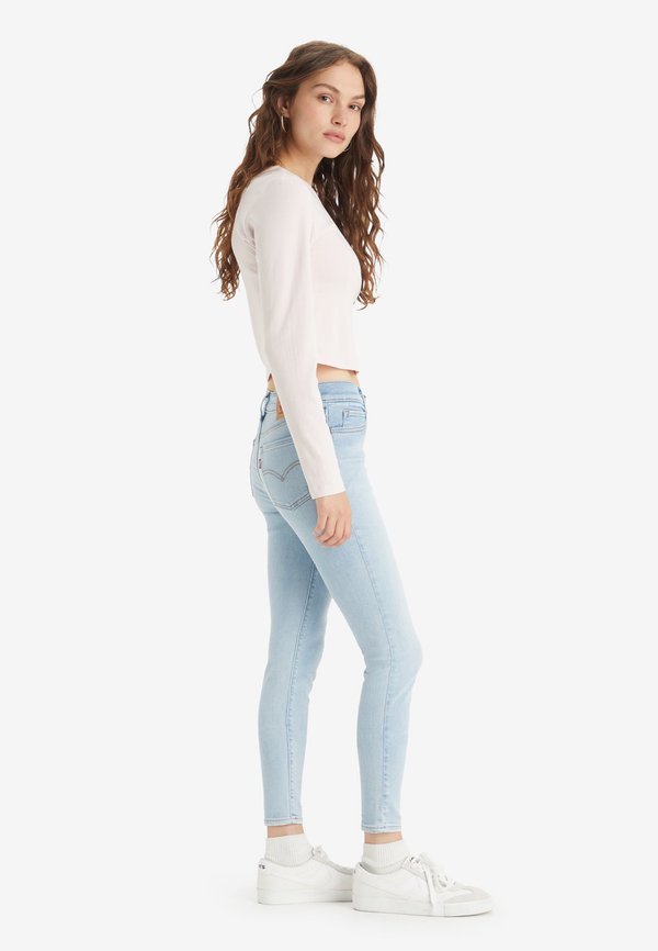 710™ SUPER SKINNY - Jeans Skinny Fit - running in place4