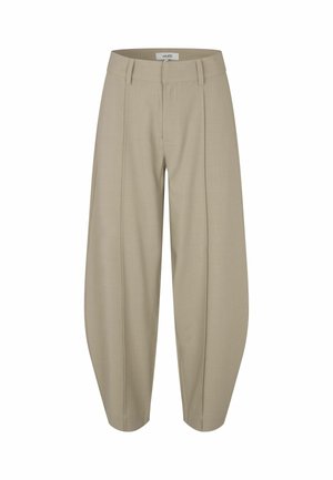 Bézs, magas derekú nadrág redőkkel, széles, szűkülő szárakkal, övbemászókkal és elején cipzáras záródással.