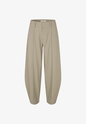 Bézs, magas derekú nadrág redőkkel, széles, szűkülő szárakkal, övbemászókkal és elején cipzáras záródással.