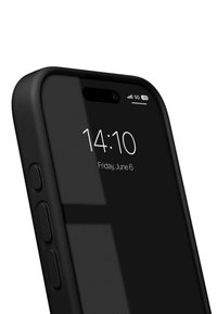 iDeal of Sweden SILICONE CASE MAGSAFE IPHONE 16 PRO - Mobiletui - black