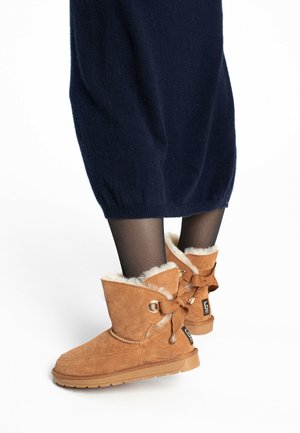 Gooce CARLY - Botas para la nieve - chestnut