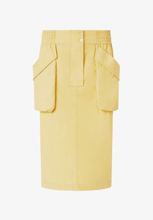 Gonna gialla realizzata in tessuto liscio, con un alto elastico in vita, due ampie tasche laterali e un design a taglio dritto.