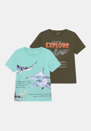 NKMVUX 2 PACK - T-shirt con stampa - ivy green