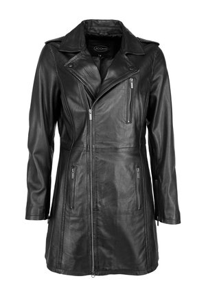 Czarna skórzana kurtka motocyklowa z klapami w szpic, asymetrycznym zamkiem błyskawicznym i dwoma przednimi kieszeniami na zamek. Długie rękawy o dopasowanym kroju.