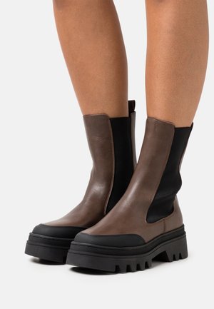 Zign, Bottines à plateau - brown