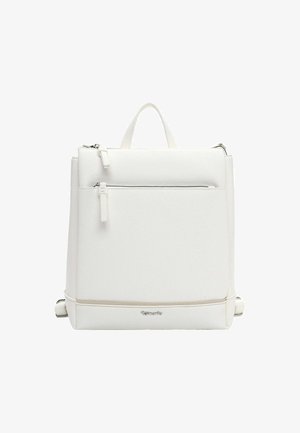 Balta ādas mugursoma ar teksturētu virsmu, tai ir augšējā rokturis, divas nodalījumu ar rāvējslēdzējiem un neliels logotips apakšā.