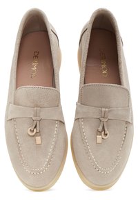Derimod Mocassins - beige