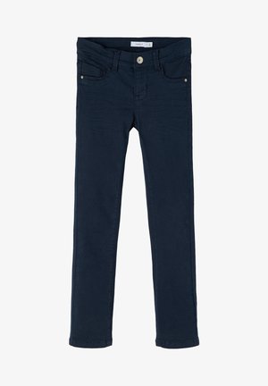 Pantalon slim bleu marine avec bouton avant, fermeture éclair et design à cinq poches, posé à plat sur fond blanc.