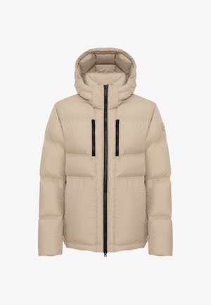 Beige gewatteerd winterjack met aangehechte capuchon, centrale zwarte ritssluiting en twee verticale zwarte ritssluiting borstzakken, frontaal weergegeven.