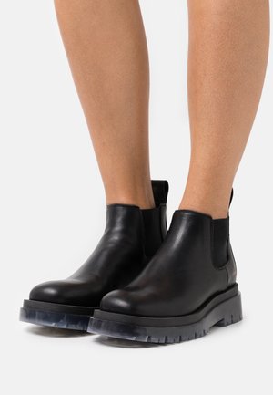 Copenhagen Studios, Boots à talons - black