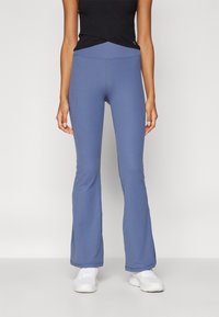 Sweaty Betty FLARE TROUSERS - Punčochy - endless blue