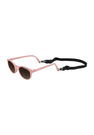 Pink katteøje-solbriller med mørke tonede linser, fastgjort til en justerbar sort rem med to klipslås.