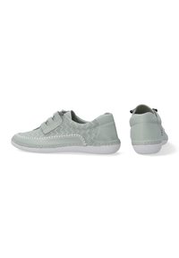 Hellgrüne Lederschuhe mit perforiertem Design, weißer Gummisohle und dekorativen Nähten. Verfügt über elastische Schnürsenkel für ein einfaches An- und Ausziehen.