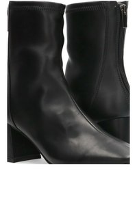 ETIKA LAAS 01 - Botines - black