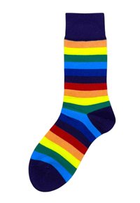 Calcetines de rayas multicolores que presentan una mezcla de colores vibrantes, incluidos rojo, naranja, amarillo, verde, azul y púrpura oscuro. Material de algodón.
