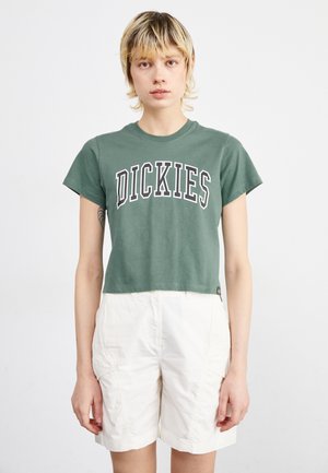 Dickies AITKIN - Camiseta estampada - dark forest