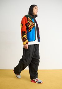 Obey Clothing DEVON GIANT PANT - Kapsáče - digital black