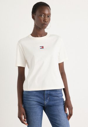 BADGE TEE - Basic T-shirt - ancient white