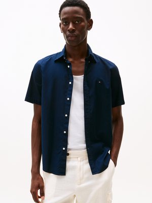 Tommy Hilfiger FLEX POPLIN SOLID - Camisa - desert sky