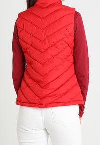 GAP Vesta - red