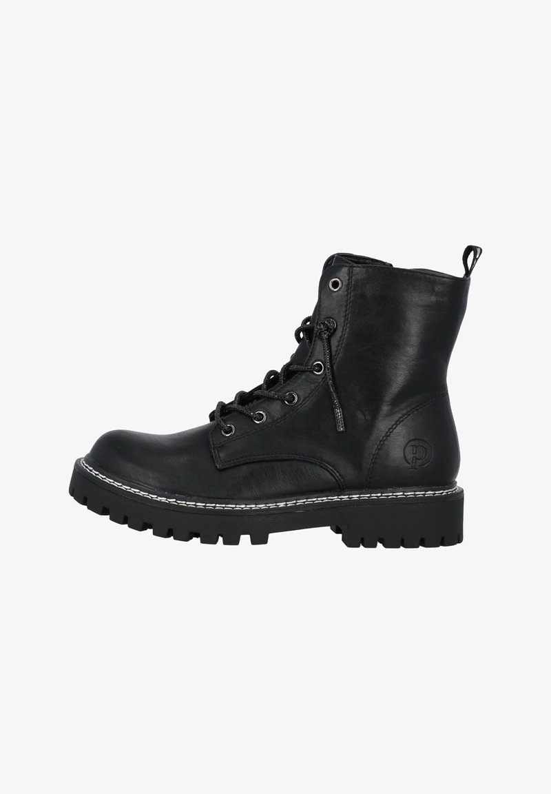Botte de combat à lacets en cuir noir avec semelle à crampons épaisse, surpiqûres blanches contrastantes, logo embossé sur le côté et languette de tirage au talon.