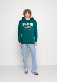 Jack & Jones JJELOGO HOOD - Bluza z kapturem