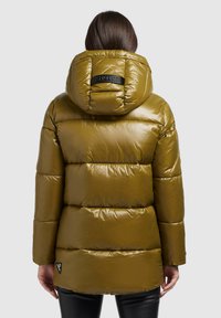 khujo SORAYA SHINY - Ziemas mētelis - oliv