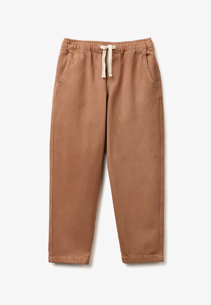 Pantaloni casual marroni con vita elastica e coulisse bianca, dotati di tasche laterali e gambe dritte.