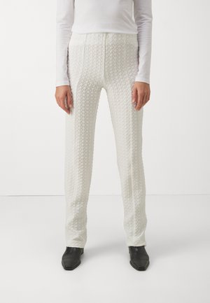 ONLY ONLZINK FLARED PANT - Παντελόνι - cloud dancer